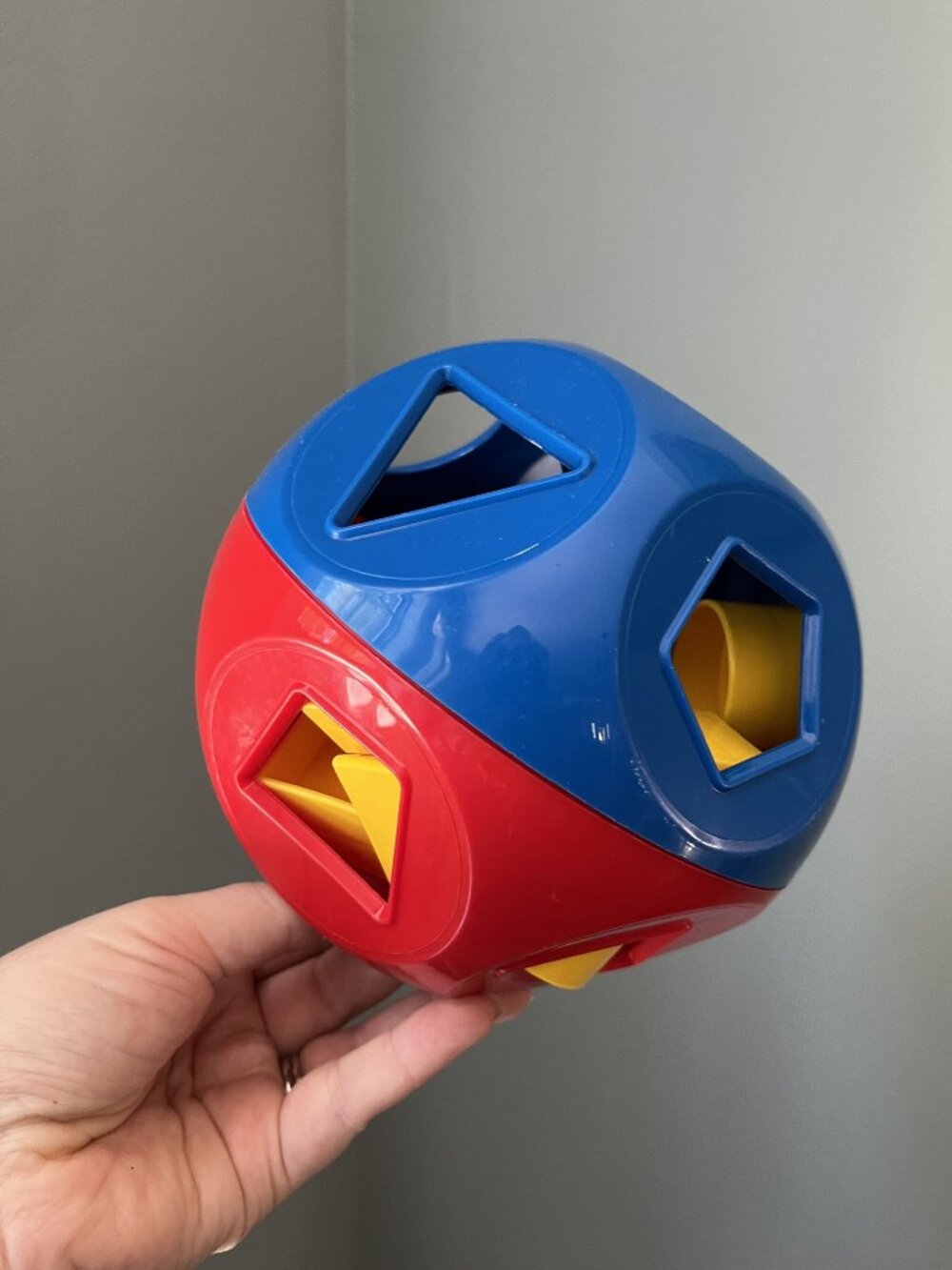 Tupperware Toys Shape O Ball Complete with 10 Shapes